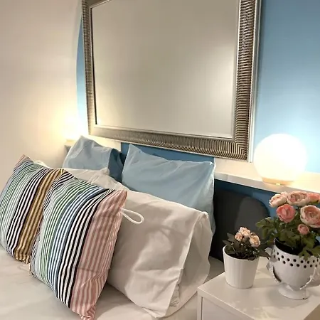 Tiny House In Centro Appartement Bari